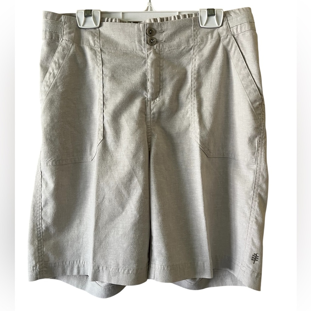 Royal Robbins Cream Lightweight Hemp Blend Gorpcore. Front & back pockets